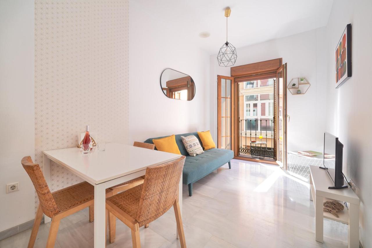 Apartamento En El Centro, Tranquilo Y Luminoso Málaga Esterno foto
